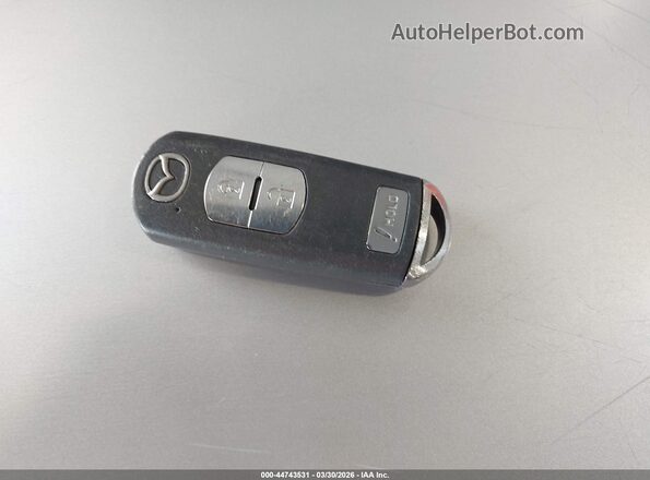 JM3KE4CY0G0736232 2016 MAZDA CX-5 Gray Vista del salpicadero
