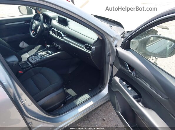 JM3KFABL7H0117873 2017 MAZDA CX-5 Silver Front interior view