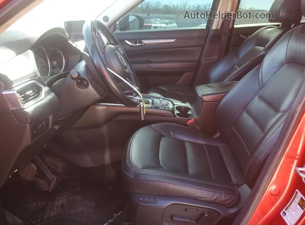 JM3KFACM7M1317373 2021 MAZDA CX-5 Red Front interior view