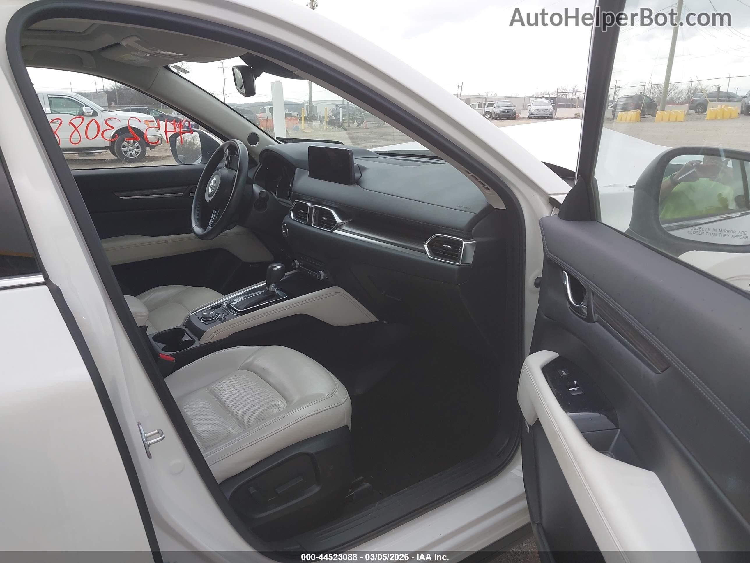 Продам Mazda CX-5, 2021 (2.5 л, AT, Бензиновий, 194 к.с.) у м