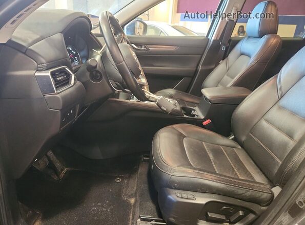 JM3KFBAY2M0323826 2021 MAZDA CX-5 Charcoal Front interior view