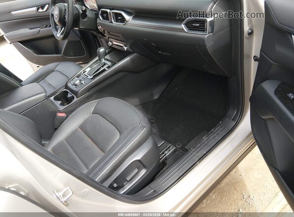 JM3KFBCL8S0544815 2025 MAZDA CX-5 Кремовый Вид салона спереди