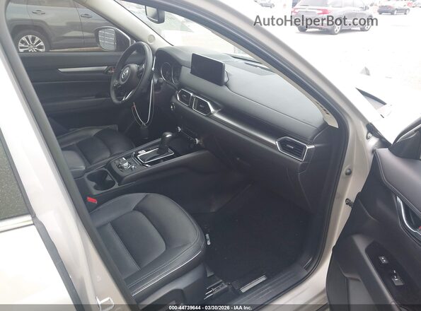JM3KFBCL9S0615309 2025 MAZDA CX-5 Gray Widok wnętrza z przodu