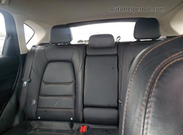 JM3KFBCM2M1314256 2021 MAZDA CX-5 White Вид задніх сидінь
