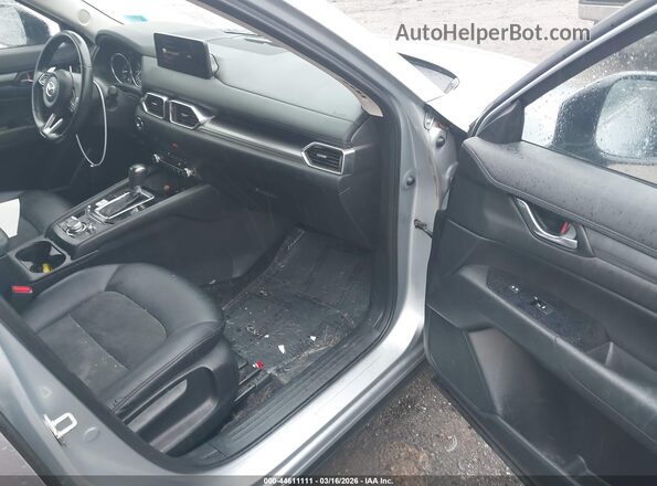 JM3KFBCM3M1345290 2021 MAZDA CX-5 Silver Widok wnętrza z przodu