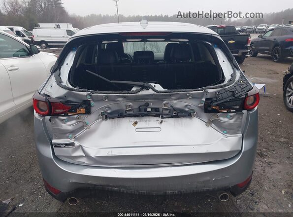 JM3KFBCM3M1345290 2021 MAZDA CX-5 Silver Widok z przodu