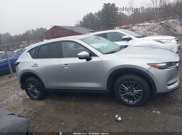 JM3KFBCM3M1345290 2021 MAZDA CX-5 Silver Widok wnętrza z tyłu