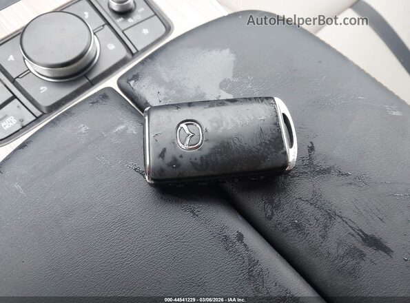 JM3KKBHA0S1239287 2025 MAZDA CX-90 PHEV Серебряный Вид панели приборов