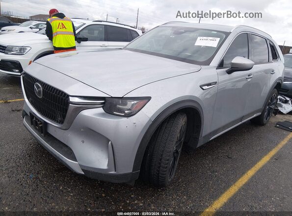 JM3KKDHAXR1141003 2024 MAZDA CX-90 PHEV Silver Vista tres cuartos delantera izquierda