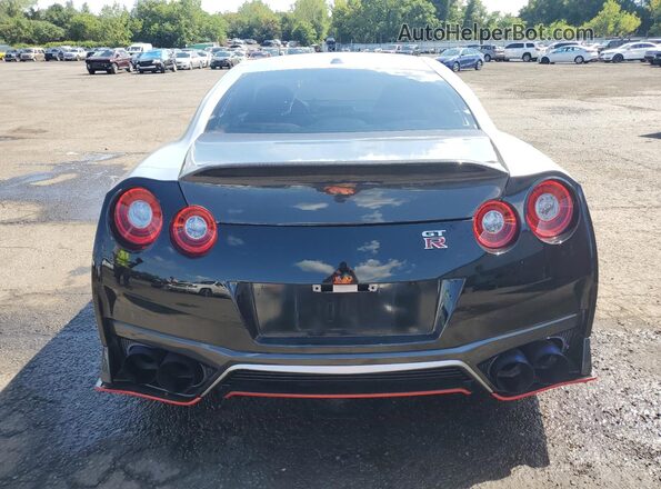 JN1AR5EF9HM820993 2017 NISSAN GT-R Silver Հետևի տեսք