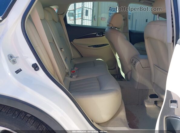 JN1BJ0RP8GM233832 2016 INFINITI QX50 Белый 