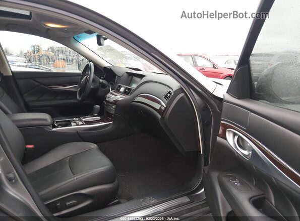JN1BY1AP9JM180269 2018 INFINITI Q70 Gray Սալոնի դիմացի տեսք