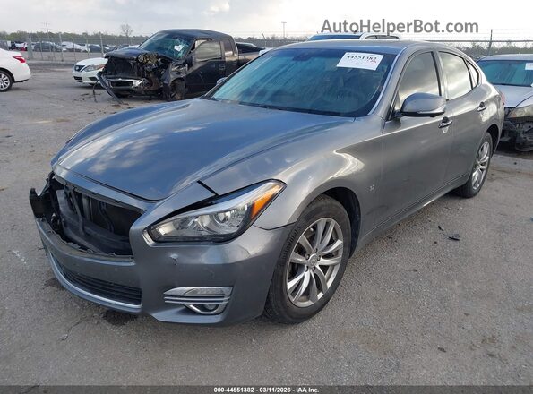 JN1BY1AR6HM770652 2017 INFINITI Q70 Gray Vista tres cuartos delantera izquierda