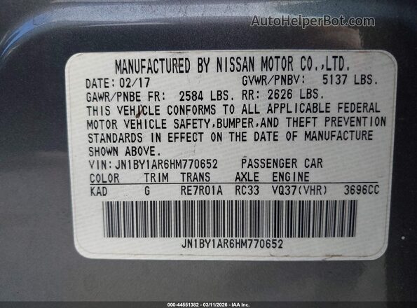 JN1BY1AR6HM770652 2017 INFINITI Q70 Gray Vista del compartimento del motor