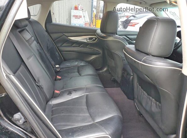 JN1BY1AR8HM770765 2017 INFINITI Q70 Black Vista de los asientos traseros
