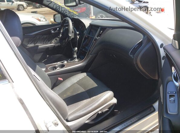 JN1EV7CP1MM702046 2021 INFINITI Q50 White Вид салону спереду