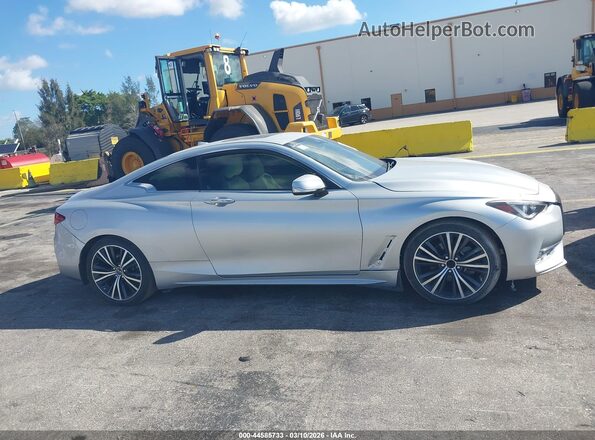 JN1EV7EK0LM340033 2020 INFINITI Q60 Серебряный Вид задней части салона
