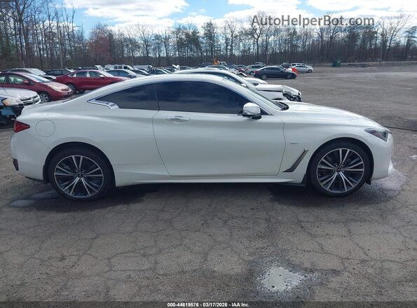 JN1EV7EL3LM380163 2020 INFINITI Q60 White უკანა სალონის ხედი