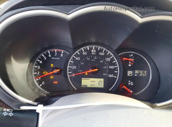 JN8AE2KP7H9167933 2017 NISSAN QUEST Silver 