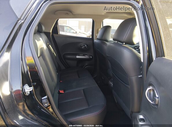 JN8AF5MR5HT701978 2017 NISSAN JUKE Black VIN კოდის სტიკერის ხედი