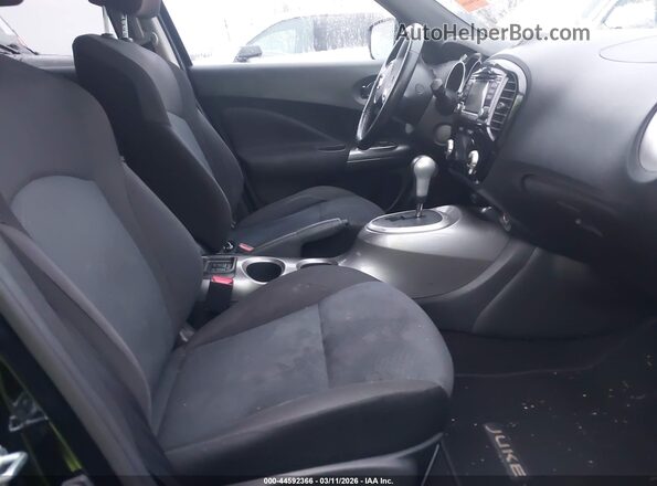JN8AF5MV5HT753348 2017 NISSAN JUKE Black Front interior view