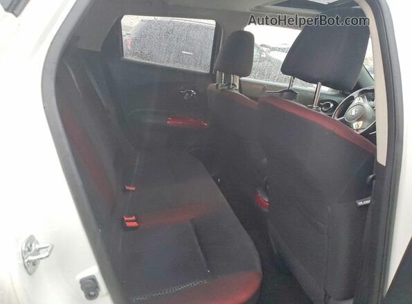 JN8AF5MV9GT650402 2016 NISSAN JUKE White 