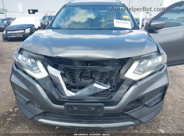 JN8AT2MT0HW135357 2017 NISSAN ROGUE Gray Vista frontal
