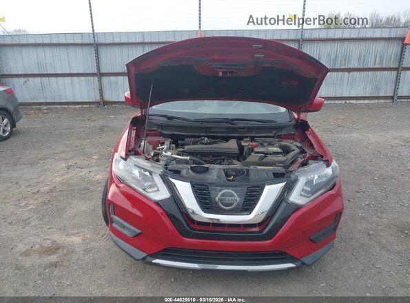 JN8AT2MT1HW402408 2017 NISSAN ROGUE Red უკანა ხედი