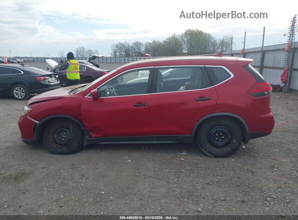 JN8AT2MT1HW402408 2017 NISSAN ROGUE Red უკანა სალონის ხედი