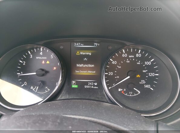 JN8AT2MTXHW407381 2017 NISSAN ROGUE Красный Вид задних сидений