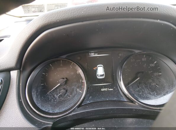 JN8AT2MV2HW019658 2017 NISSAN ROGUE Белый 