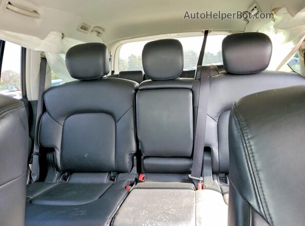 JN8AY2AC9M9145142 2021 NISSAN ARMADA White Vista de los asientos traseros