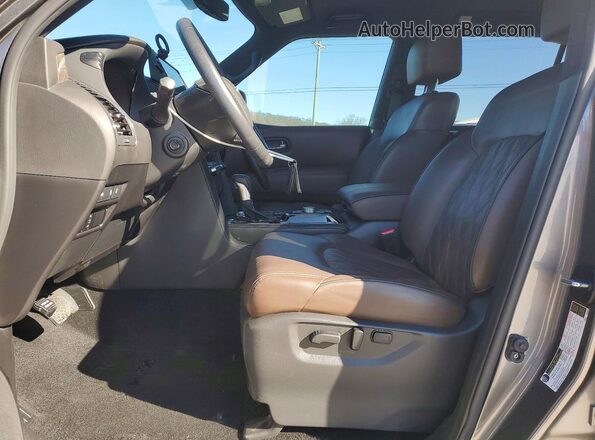 JN8AY2DB5P9835140 2023 NISSAN ARMADA Gray Vista interior delantera