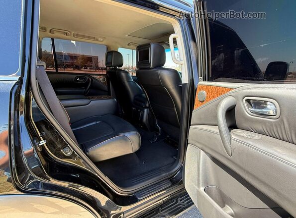 JN8AY2NF3H9300908 2017 NISSAN ARMADA Black უკანა ხედი
