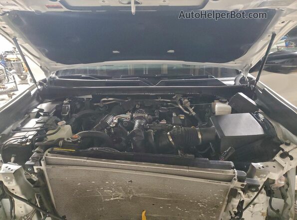JN8AY3EB2S9101133 2025 NISSAN ARMADA White Շարժիչի բաժամունքի տեսք
