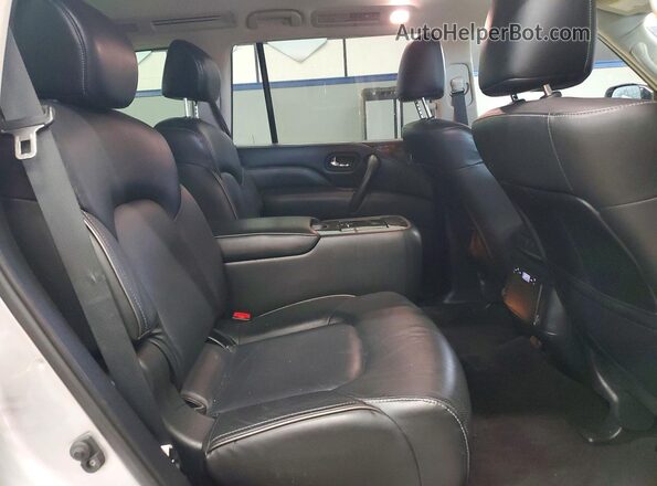 JN8AZ2NF7L9702467 2020 INFINITI QX80 Серебряный Вид подкапотного пространства