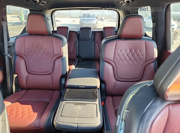 JN8AZ3CC2S9600085 2025 INFINITI QX80 Серый Вид задних сидений