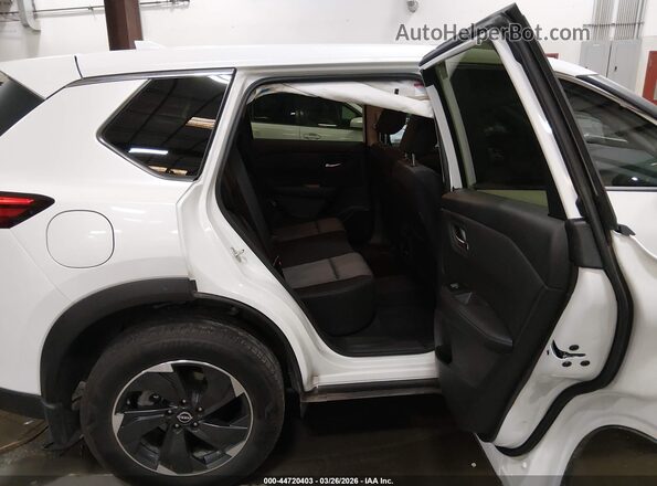 JN8BT3BB0SW428123 2025 NISSAN ROGUE White 