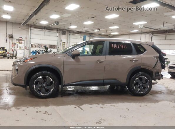 JN8BT3BB1RW449069 2024 NISSAN ROGUE Коричневый 
