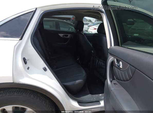 JN8CS1MW6HM412797 2017 INFINITI QX70 White VIN კოდის სტიკერის ხედი