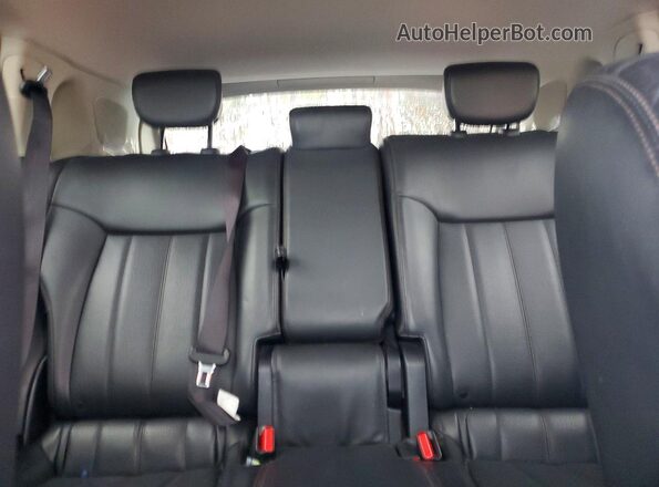 JN8CS1MW8HM414454 2017 INFINITI QX70 Silver Вид задніх сидінь