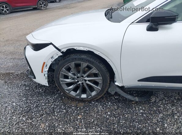 JTDAAAAF2T3044935 2026 TOYOTA LIMITED White Vista frontal