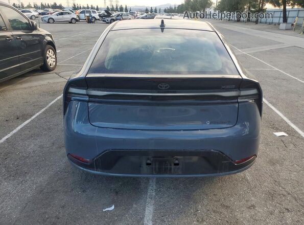 JTDACACU3P3010353 2023 TOYOTA PRIUS Gray Widok z tyłu