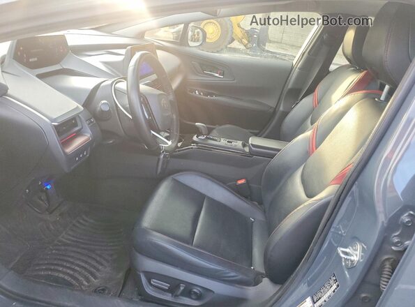 JTDACACU3P3010353 2023 TOYOTA PRIUS Gray Widok wnętrza z przodu