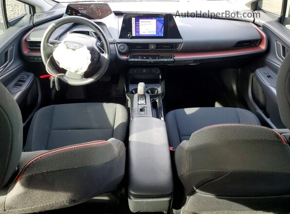 JTDACACU6R3012729 2024 TOYOTA PRIUS Синий Вид панели приборов