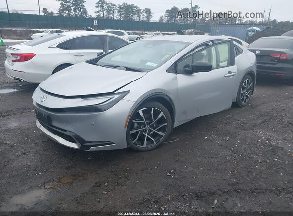 JTDACACU8R3025384 2024 TOYOTA PRIUS PRIME Silver Передня ліва чверть