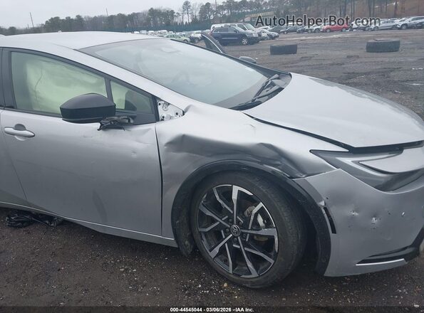 JTDACACU8R3025384 2024 TOYOTA PRIUS PRIME Silver Вид спереду