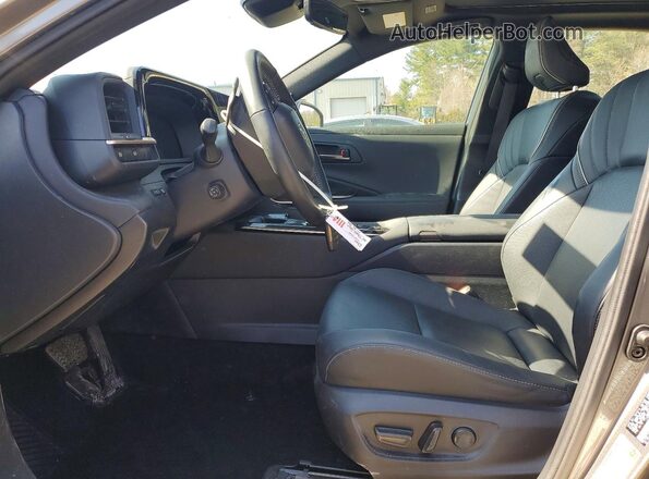 JTDAFAAF2S3010932 2025 TOYOTA CROWN Gray Front interior view