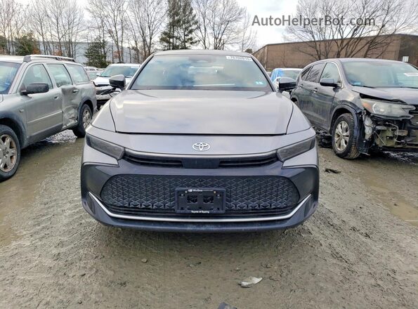 JTDAFAAF9R3006161 2024 TOYOTA CROWN Gray Вид спереду