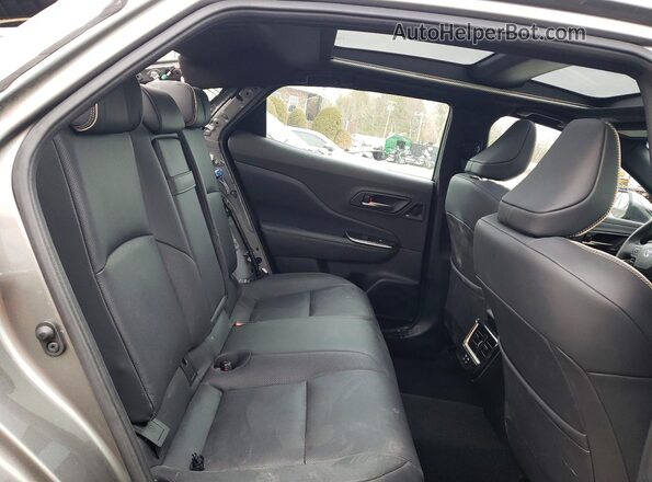 JTDAFAAF9R3006161 2024 TOYOTA CROWN Gray Вид задньої частини салону